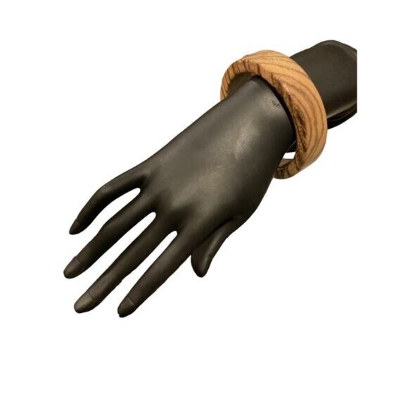 Wooden Bangle Bracelet For Women Natural Grain Design - Picture 1 of 3